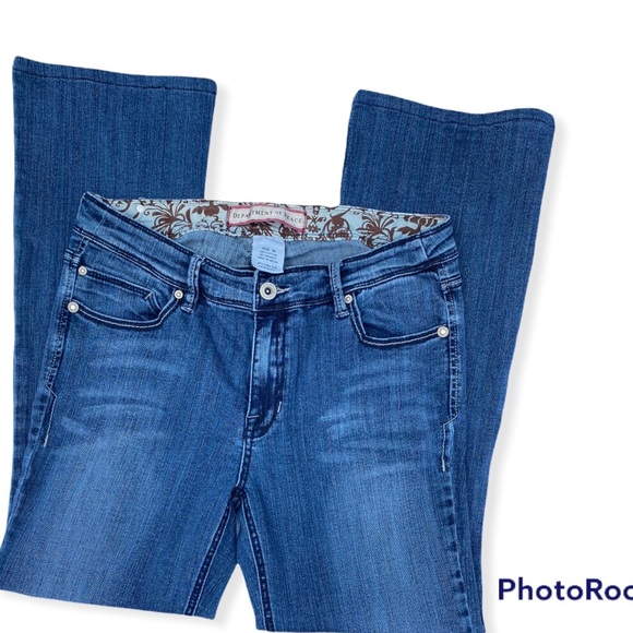 Mid Rise Boot Cut Jeans | Stretch| 32x28 | size 10 | Medium Weight| EUC - Picture 3 of 12